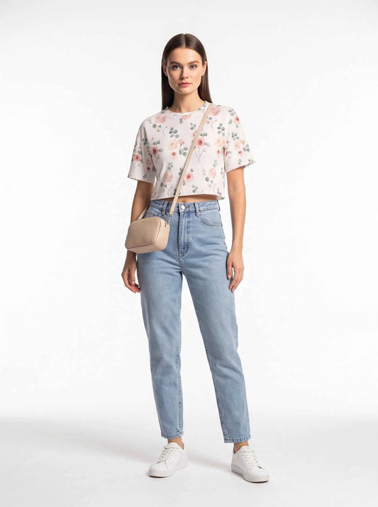 Cropped floral cotton T-shirt with short sleeves and crew neck, blush base