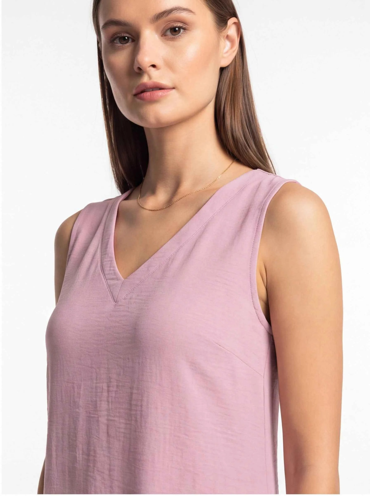 Mauve V-neck sleeveless maxi dress, close-up of neckline and fabric